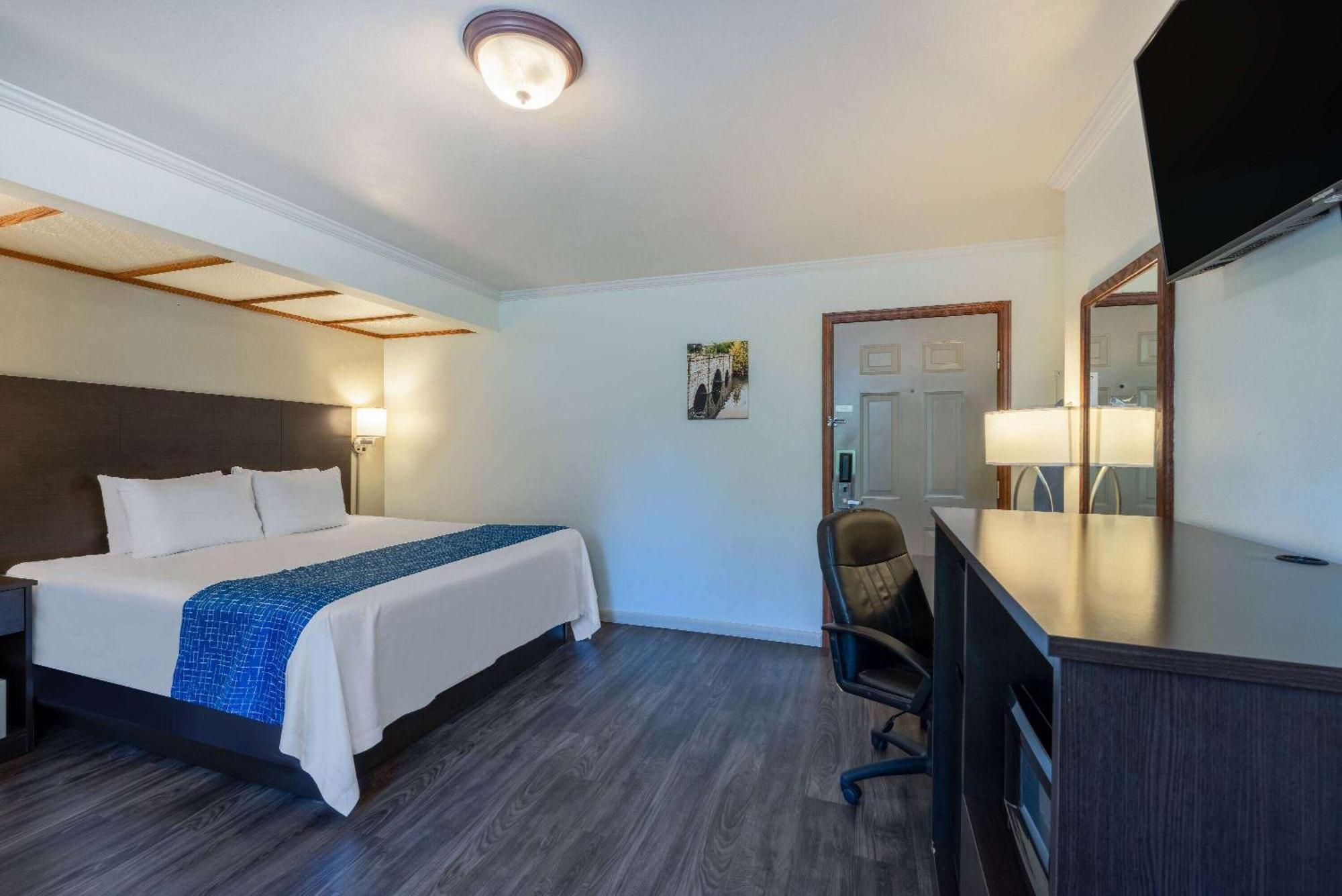 Travelodge By Wyndham Livingston Luaran gambar
