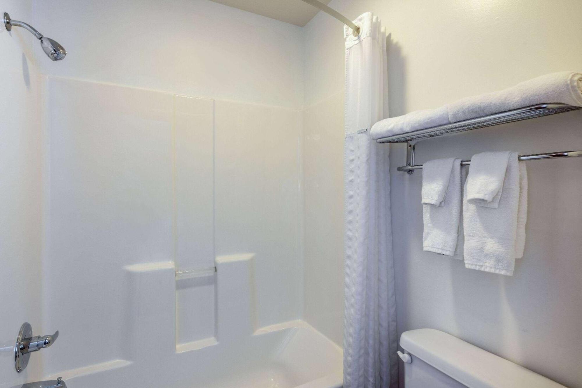 Travelodge By Wyndham Livingston Luaran gambar